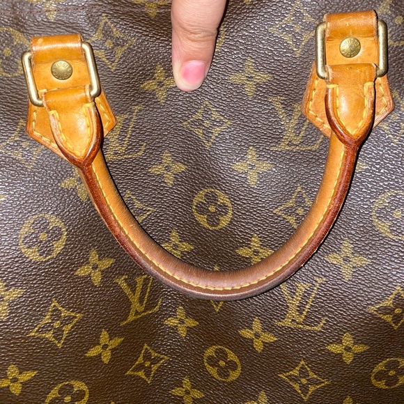 Sold - Picture 3 of 11